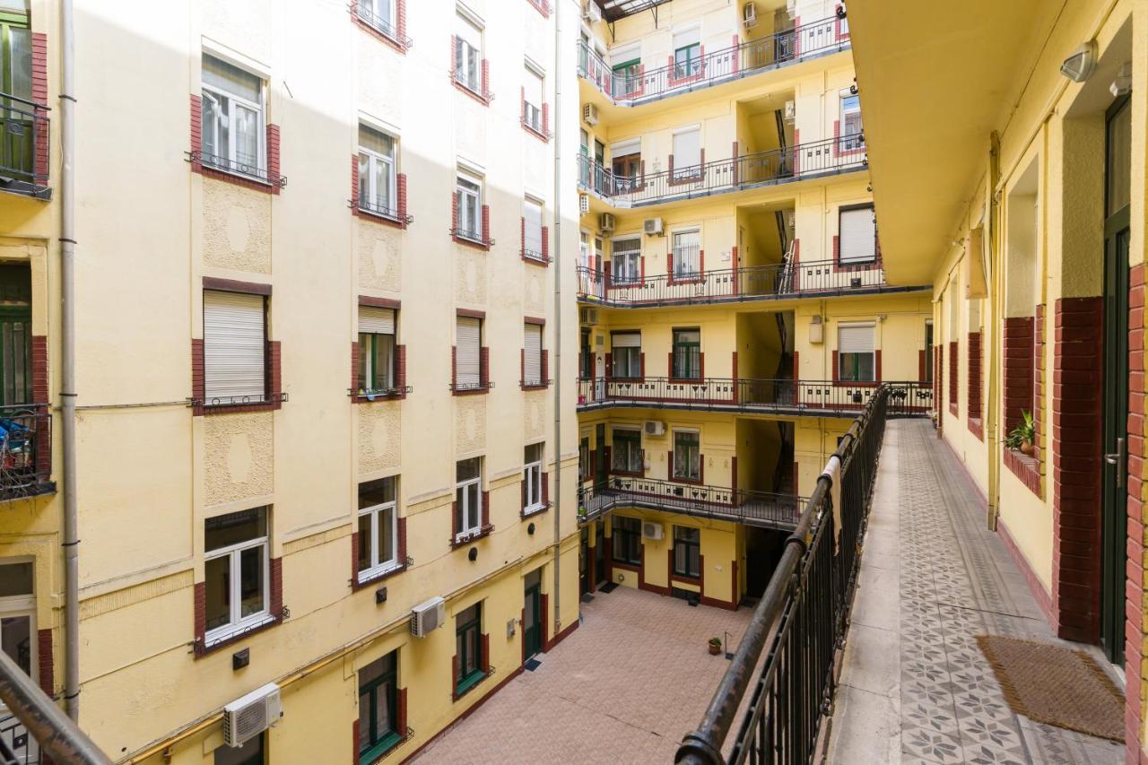 Trendy Design Apartment Budapest Exterior photo